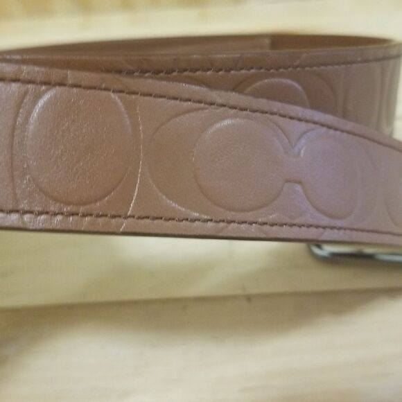 Authentic Leather Coach Belt size 32 - 34 Waist Unisex - Picture 3 of 9